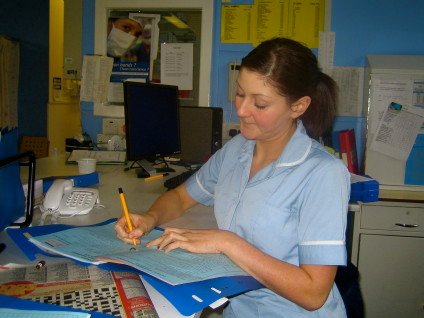 Nursing graduates: find the right nursing specialty Nursing graduates: find the right nursing specialty